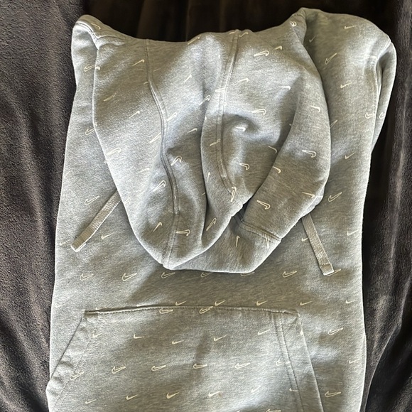 Nike hoodie - Picture 7 of 7